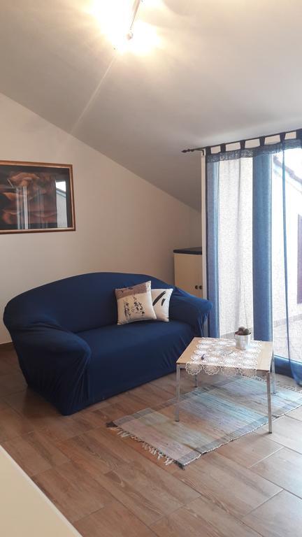 Apartment Velic *